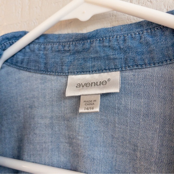 Avenue Denim Button-Up Tunic - Picture 2 of 10